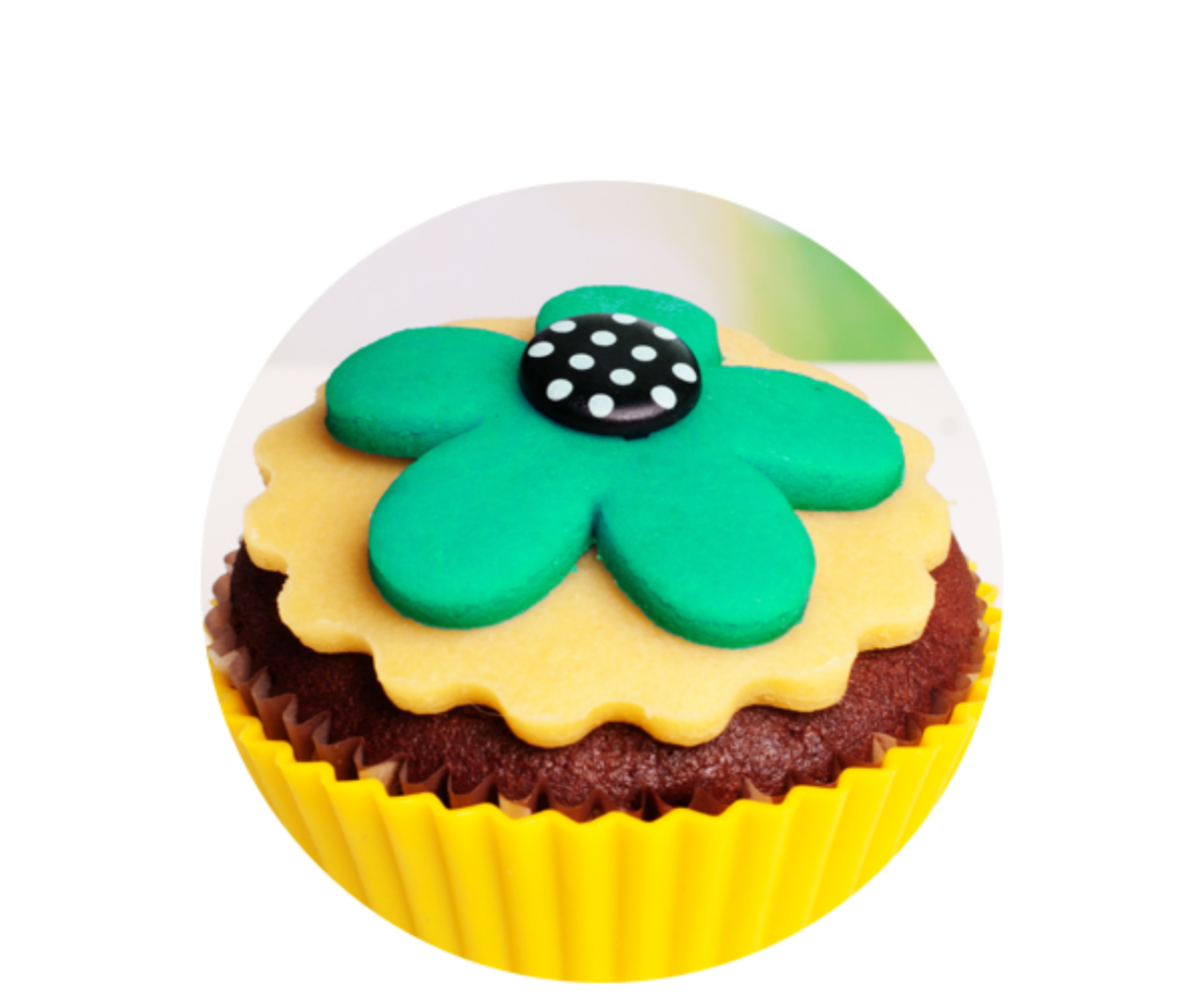 Marzipan on a cupcake  | Peanut allergy triggers